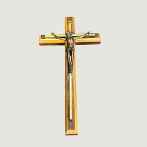 Vintage‎ Crucifix Cross Jesus Christ INRI Wooden Metal Hanging